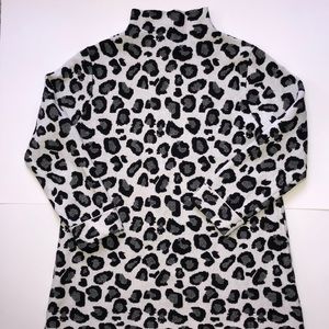 NWOT Tahari Leopard Sweater Small